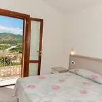 公寓式酒店 In Malamuri Near Budoni, 4 Beds With Private Outdoor Area 3*
